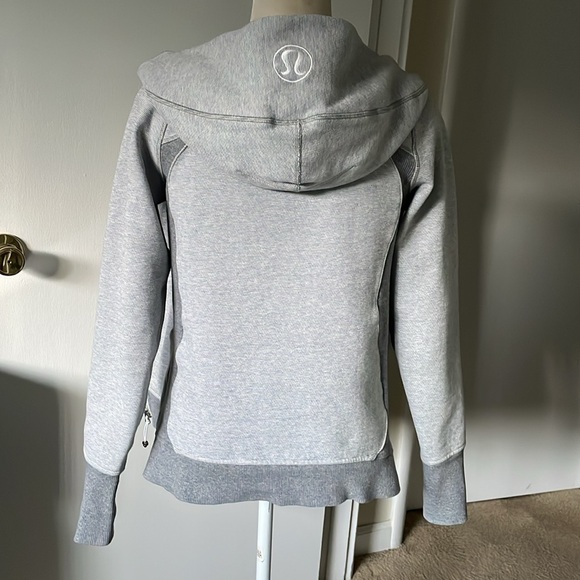 Lululemon Scuba Hooded Full Zip Up Athletic Jacket. - Picture 9 of 15